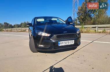 Седан Ford Focus 2017 в 