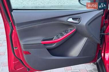 Универсал Ford Focus 2012 в 