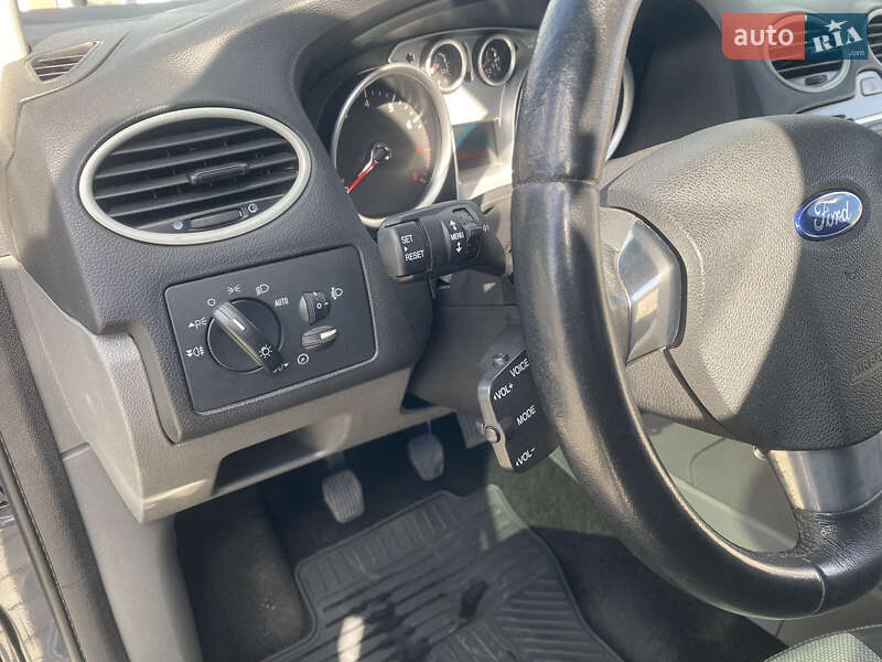 Універсал Ford Focus 2009 в Мукачевому