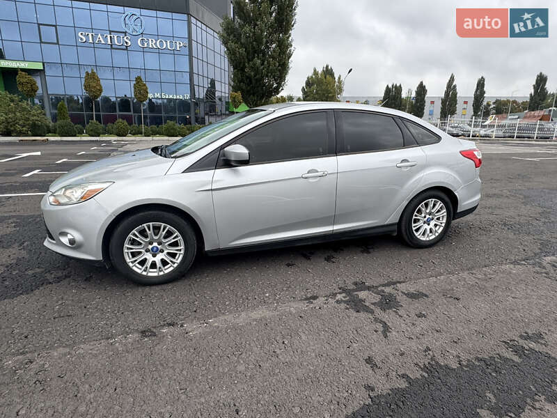Седан Ford Focus 2011 в Киеве фото 4 Седан Ford Focus 2011 в Киеве