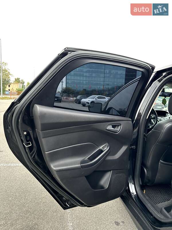 Хэтчбек Ford Focus 2013 в Киеве