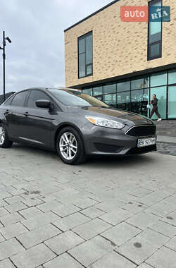 Седан Ford Focus 2018 в 