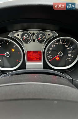 Универсал Ford Focus 2010 в 