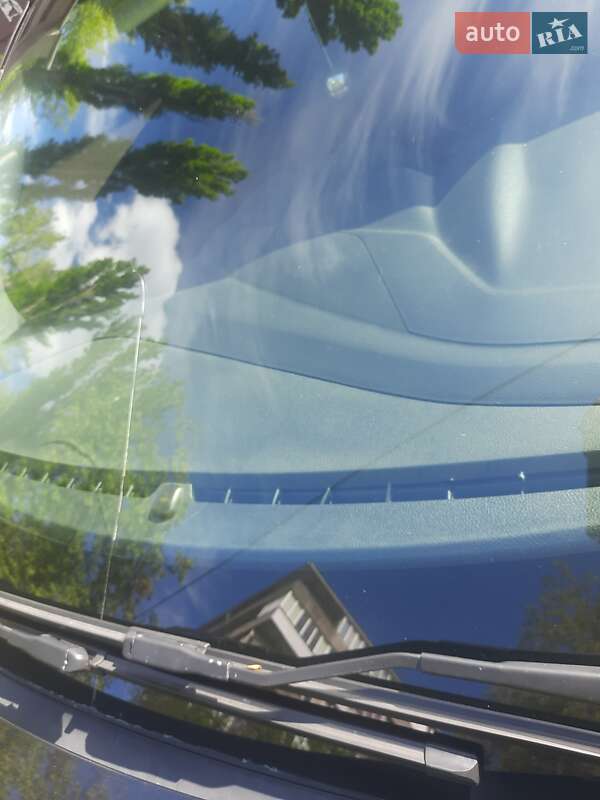 Хэтчбек Ford Focus 2015 в Киеве фото 9 Хэтчбек Ford Focus 2015 в Киеве