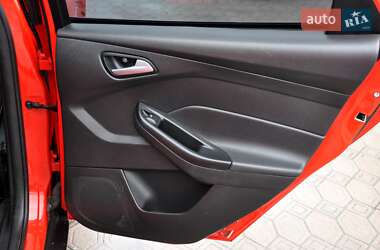 Седан Ford Focus 2014 в 