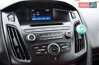 Седан Ford Focus 2014 в 