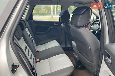 Универсал Ford Focus 2010 в 
