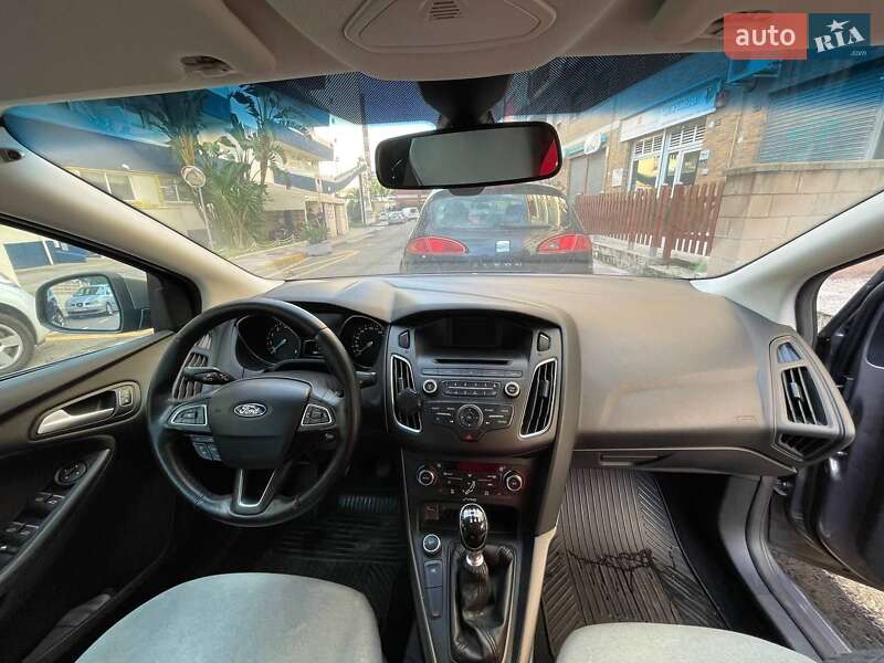 Седан Ford Focus 2015 в Києві
