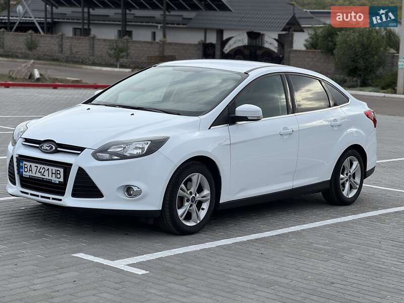 Седан Ford Focus 2014 в Смолином