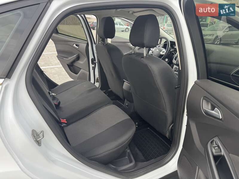 Седан Ford Focus 2014 в Смолином