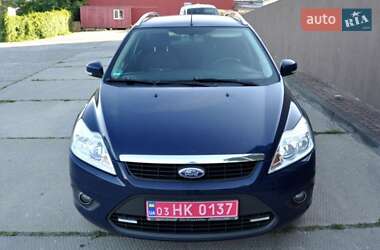 Универсал Ford Focus 2010 в 