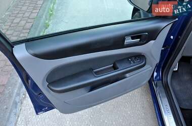 Универсал Ford Focus 2010 в 