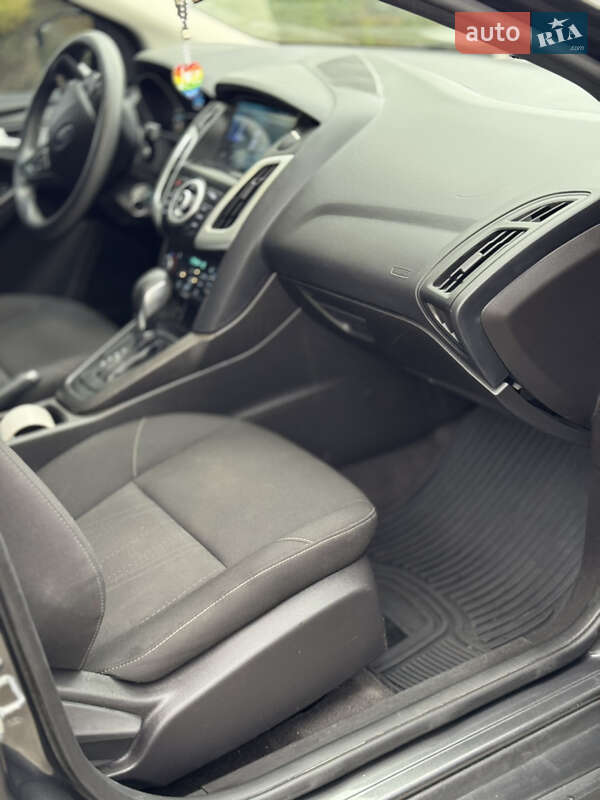 Седан Ford Focus 2017 в Тлумаче