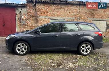 Универсал Ford Focus 2014 в 