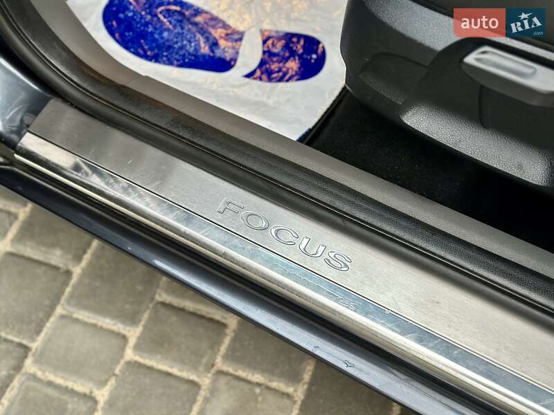 Универсал Ford Focus 2010 в Вараше фото 15 Универсал Ford Focus 2010 в Вараше