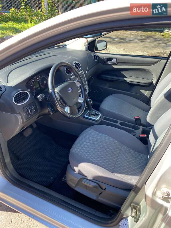 Хэтчбек Ford Focus 2005 в Житомире