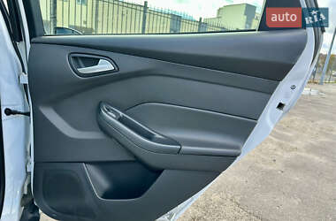 Седан Ford Focus 2017 в 