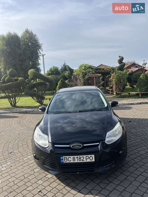 Универсал Ford Focus 2013 в 