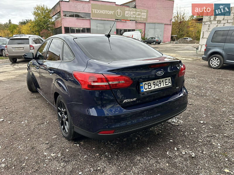 Седан Ford Focus 2016 в Ніжині
