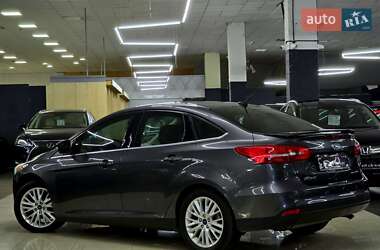 Седан Ford Focus 2018 в 