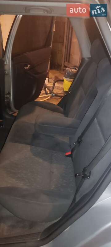 Универсал Ford Focus 2000 в Харькове фото 14 Универсал Ford Focus 2000 в Харькове