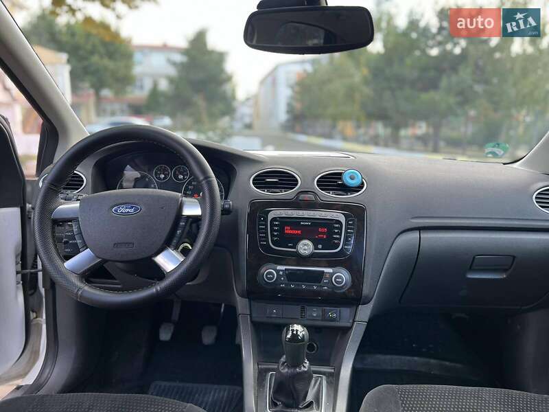 Хетчбек Ford Focus 2007 в Одесі фото 5 Хетчбек Ford Focus 2007 в Одесі