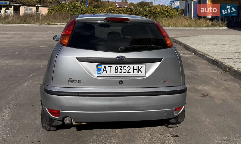Хэтчбек Ford Focus 2002 в Киеве