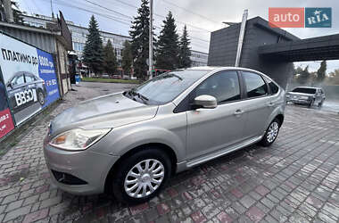 Хэтчбек Ford Focus 2009 в 