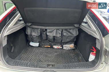 Хэтчбек Ford Focus 2009 в 