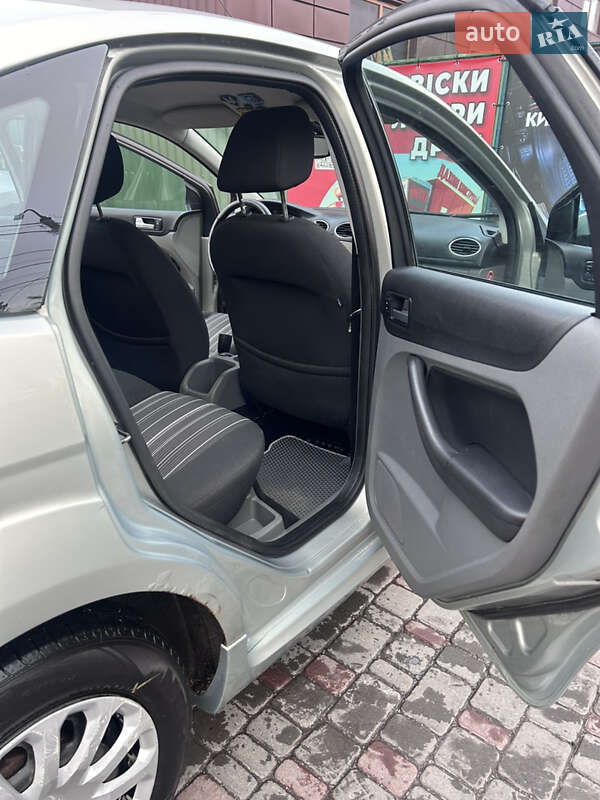 Хэтчбек Ford Focus 2009 в Хмельницком