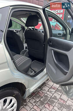 Хэтчбек Ford Focus 2009 в 