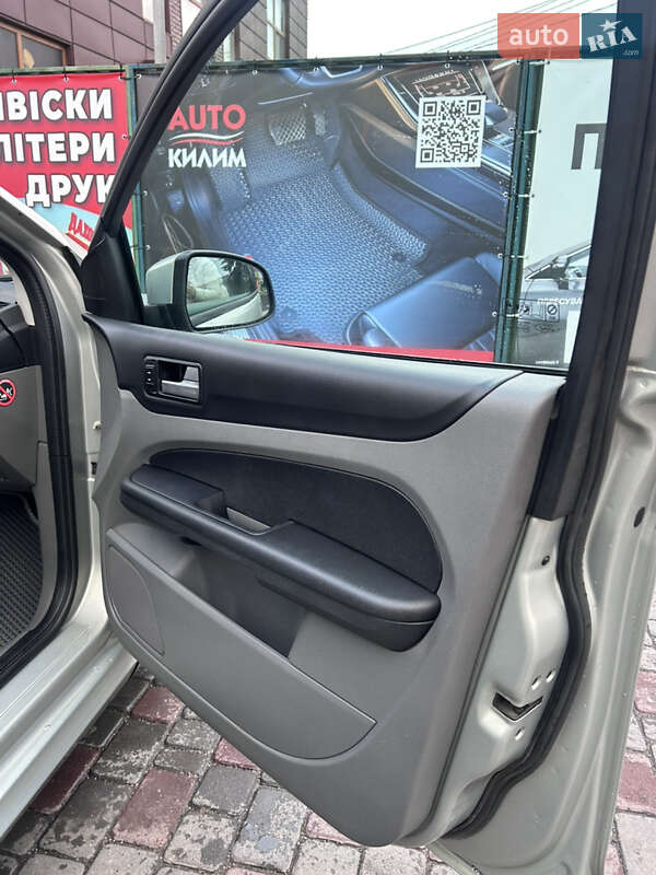 Хэтчбек Ford Focus 2009 в Хмельницком