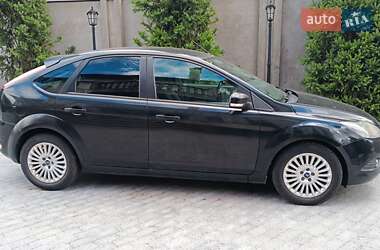 Хэтчбек Ford Focus 2008 в Калиновке
