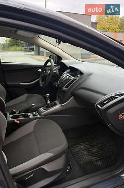 Универсал Ford Focus 2014 в 