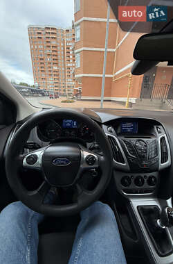 Универсал Ford Focus 2014 в 