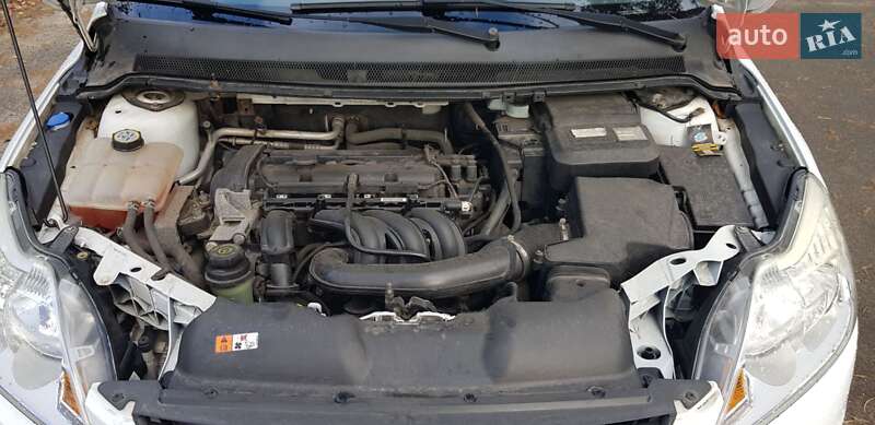 Хэтчбек Ford Focus 2010 в Буче