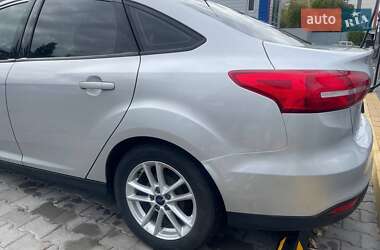 Седан Ford Focus 2016 в 