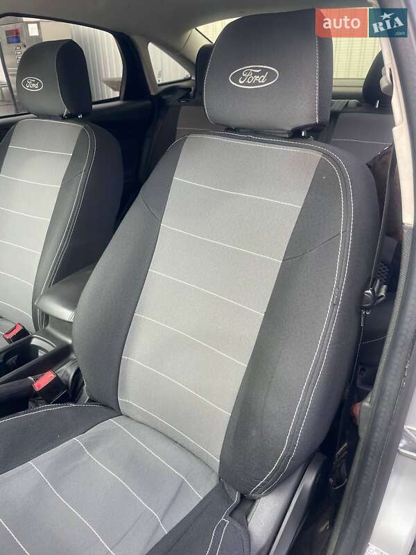 Седан Ford Focus 2016 в Николаеве