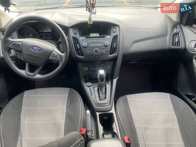 Седан Ford Focus 2016 в Николаеве