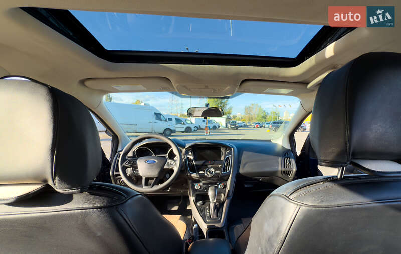Седан Ford Focus 2017 в Киеве