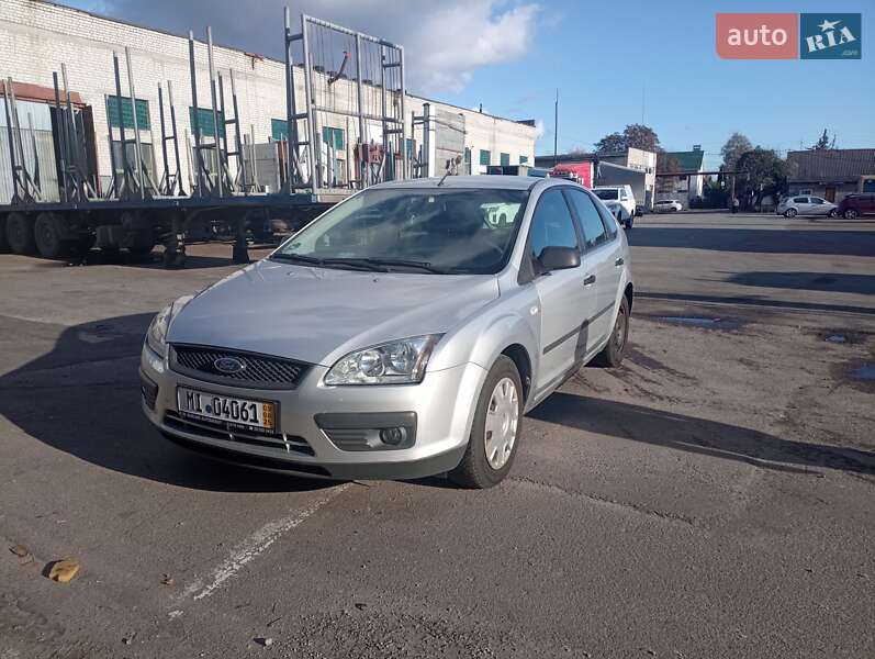 Хетчбек Ford Focus 2006 в 