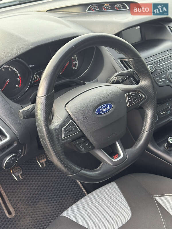 Хетчбек Ford Focus 2018 в Києві