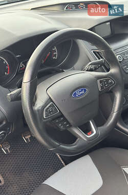 Хэтчбек Ford Focus 2018 в 