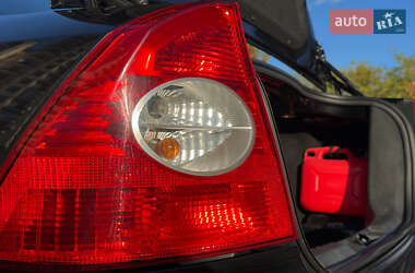 Седан Ford Focus 2011 в 