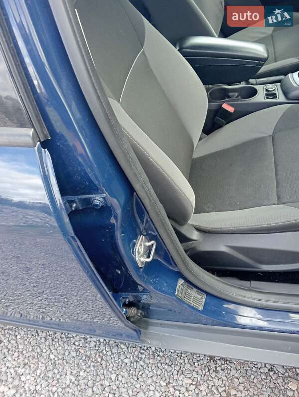 Універсал Ford Focus 2013 в Нововолинську фото 23 Універсал Ford Focus 2013 в Нововолинську