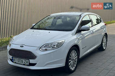 Хетчбек Ford Focus 2014 в Івано-Франківську