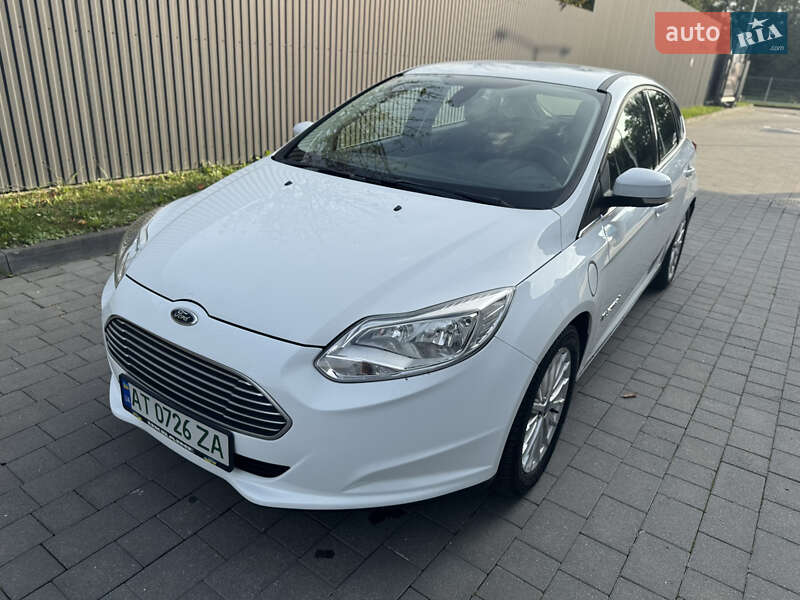Хэтчбек Ford Focus 2014 в Ивано-Франковске фото 10 Хэтчбек Ford Focus 2014 в Ивано-Франковске
