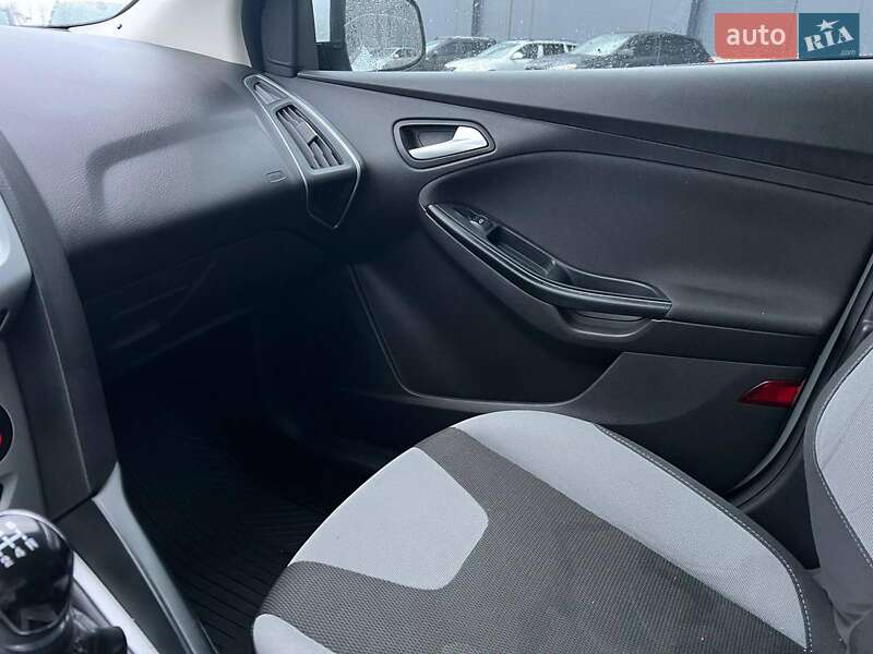 Хетчбек Ford Focus 2013 в Львові