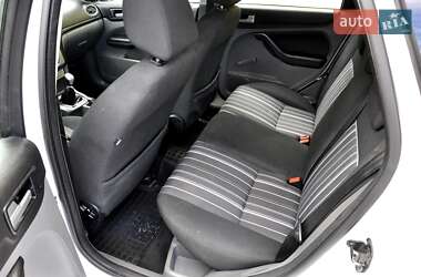 Универсал Ford Focus 2010 в 