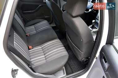Универсал Ford Focus 2010 в 